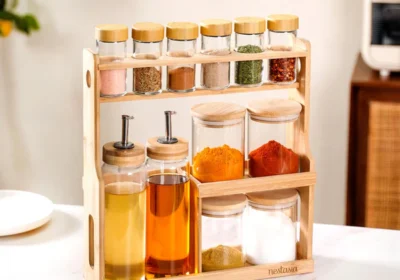 KitchenRackWithGlassJars_1