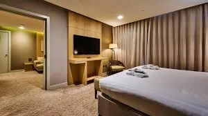 MAROL RESIDENCY INN
