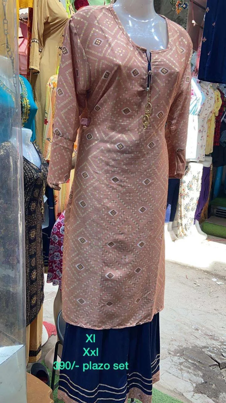 Suman Vastralaya – Saree Store In Sadar Bazar | Designer Suits