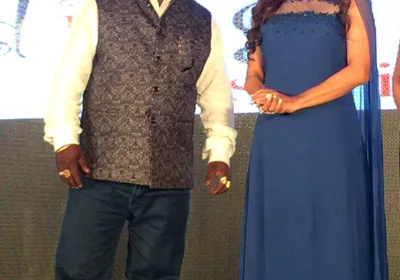 raju-gupta-with-juhi-chawla